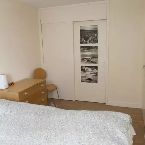 Alan Bullock Close - bedroom -  2 bed flat