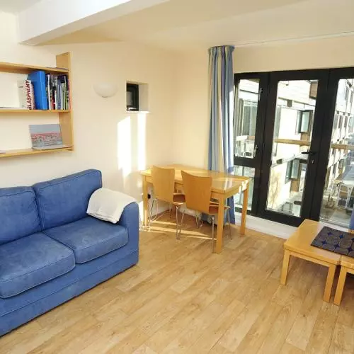 Summertown House North Block 1-bed flat interior