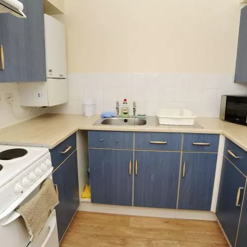 Summertown House North Block 1-bed flat kitchen