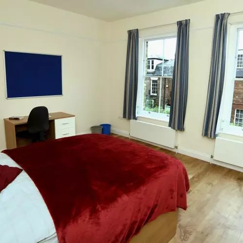 139 Walton Street bedroom